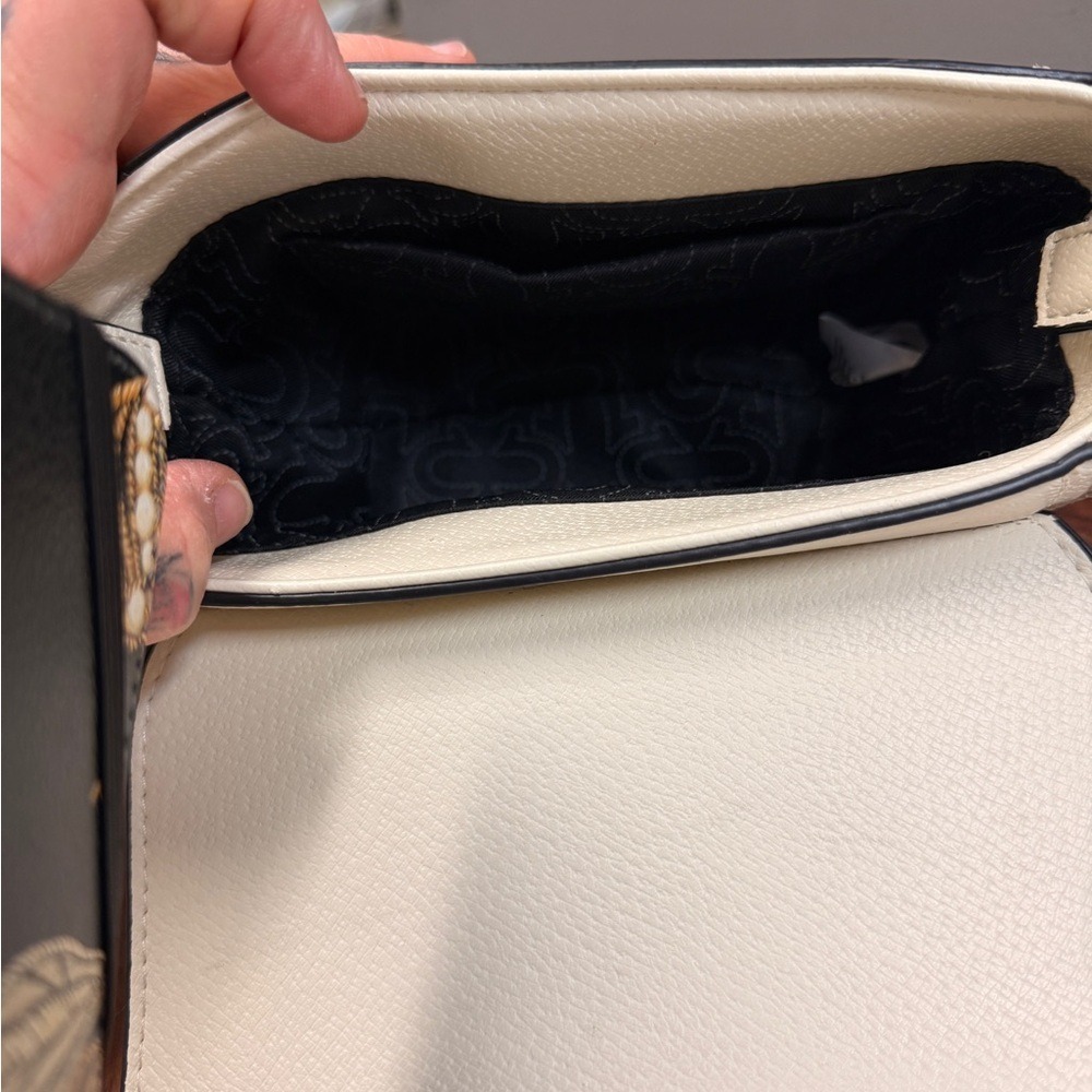 True Religion Horseshoe Buckle Crossbody Bag. - Picture 6 of 15